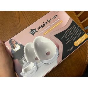 Tommee Tippee Wearable Pump NEW NEVER USED